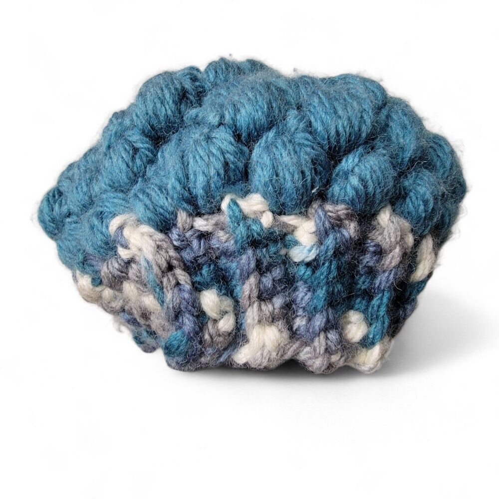 Handmade Beanie Blue Yarn Y2K Chunky Winter Outdoor Activities Retro Chic Cozy - Picture 3 of 3